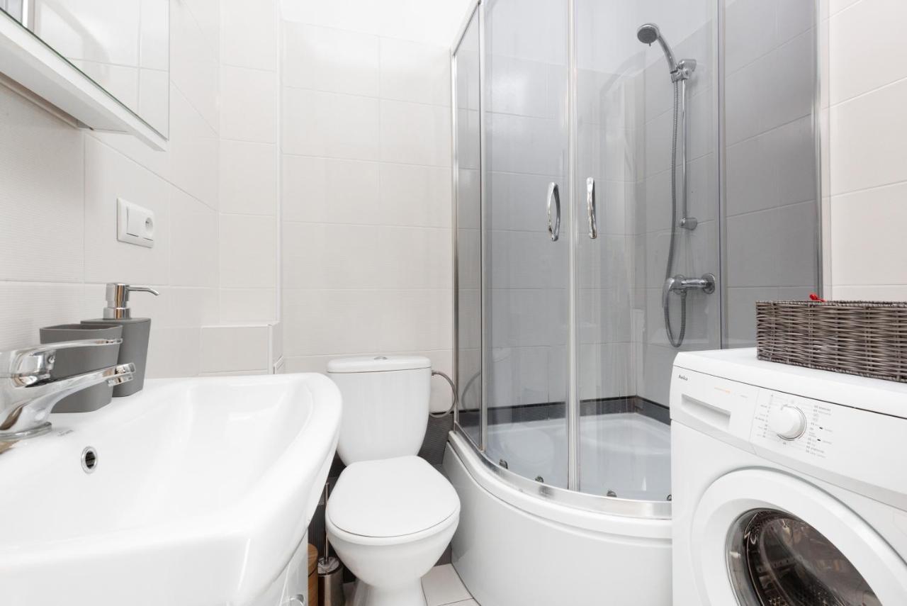 Apartments City Center Krucza By Renters Varsavia Esterno foto