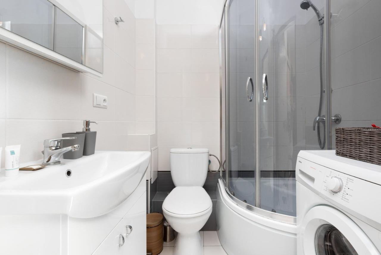 Apartments City Center Krucza By Renters Varsavia Esterno foto